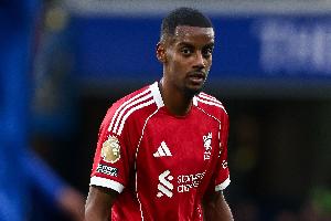 天价转会未达预期！萨哈：伊萨克被身体状态耽误了，只需找回自信